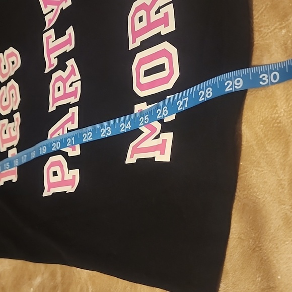 Oversized Sleep Tee.  Size: M - Picture 3 of 5